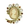 Vintage Pearl Brooches Pin Luxury Women Suit Laple Pins For Party Wedding Badge Elegant Lady Jewelry Accessories Yello/Gray