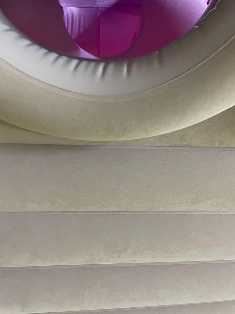 Eco-friendly PVC Inflatable Pregnancy Mattress Pad: Thick, Concave, Flocked Cushion for Indoor & Outdoor Use