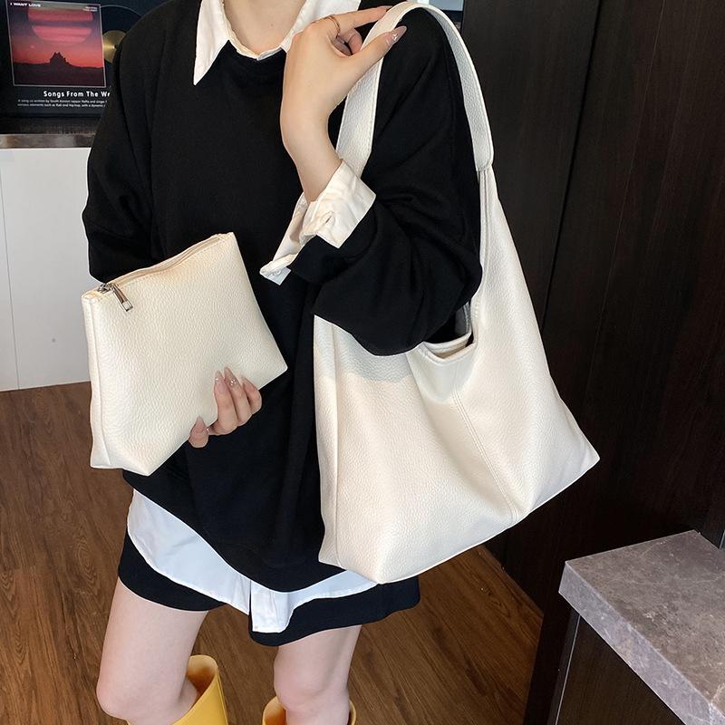 Сумка подмышку женская весна новая модная сумка-тоут студенческая однотонная большой вместимости сумка на плечо сумка для поездок на работу