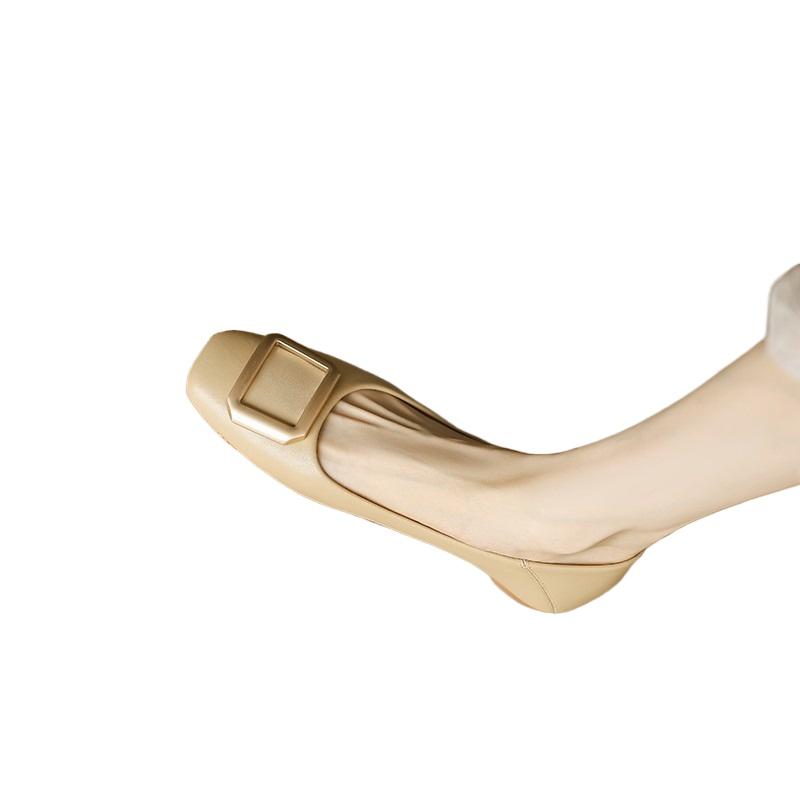 Женская обувь 2024 года, горячая распродажа, неглубокие женские туфли на плоской подошве, модные повседневные туфли на плоской подошве с металлическим украшением, женские новые туфли на плоской подошве с квадратным носком и низким каблуком