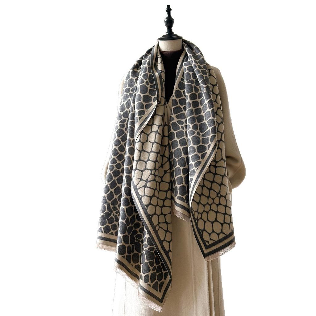 Retro High-End Textured Imitation Cashmere Scarf For Women, Thickened In Autumn And Winter, Warm, Windproof And Cold-Resistant, Student Scarf Shawl