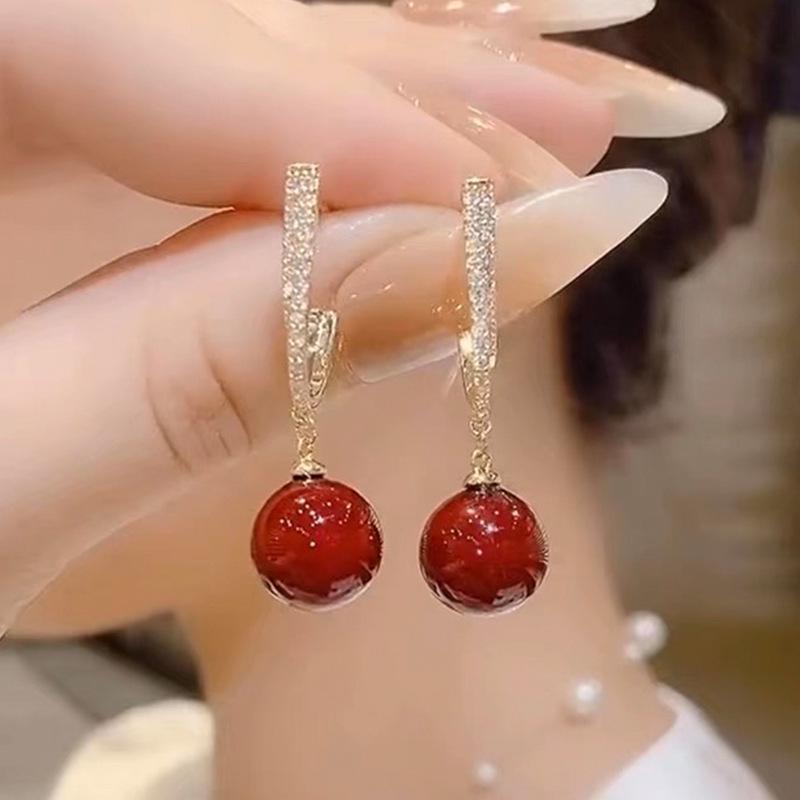 Элегантные серьги-иглы из серебра 925 пробы во французском стиле с жемчугом