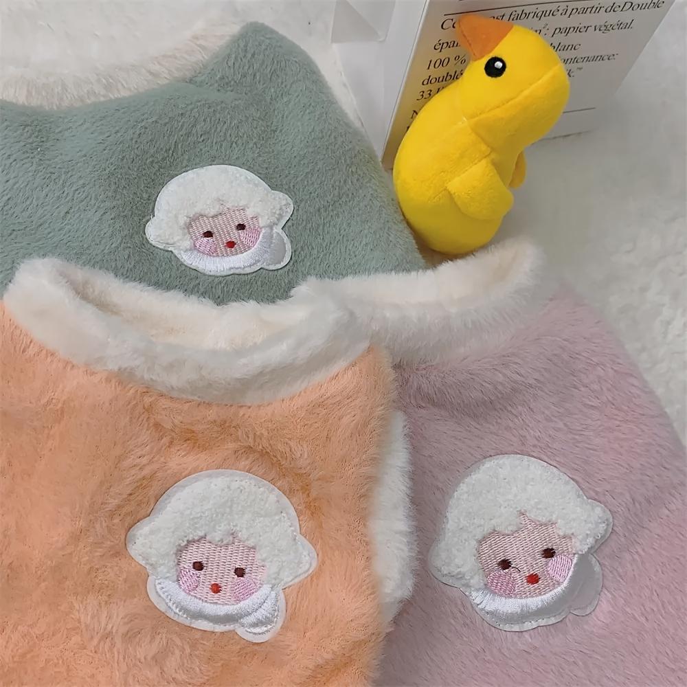 Жилет для кошек на осень и зиму — очень теплый и уютный, плотная и плюшевая ткань, эффективно предотвращает линьку и сохраняет шерсть здоровой