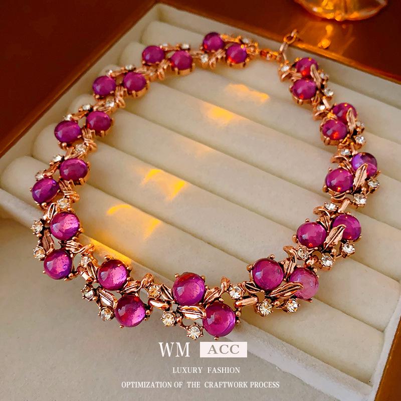 Винтажное ожерелье со стразами, с листьями и цветами из состаренного металла - Ретро стиль