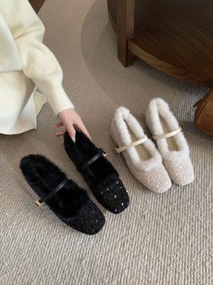 Блестящие пушистые толстый каблук квадратный носок нежные женские зимние новые туфли с феей темпераментом теплые каблуки