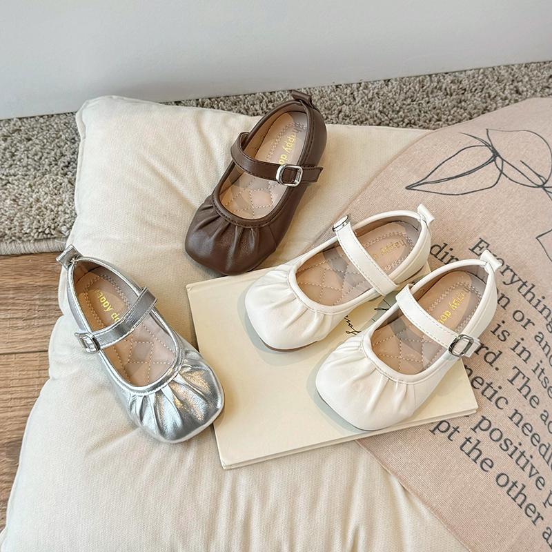 Обувь для девочек из кожи для вечеринки, свадьбы, детская обувь с мелкими складками, детские мокасины на плоской подошве, нескользящая обувь 2024 года, осень-весна