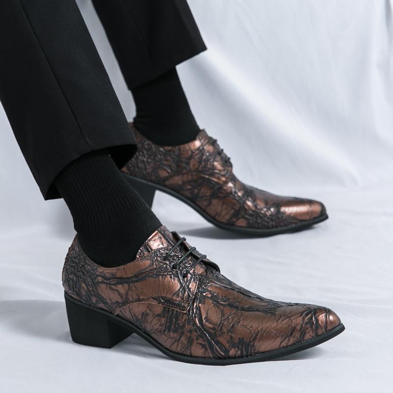 Винтажная мода Мужские туфли на шнуровке с острым носком из лакированной кожи Дизайнерская мужская обувь для парада, формальная свадебная обувь Zapatos Hombre