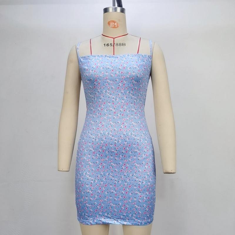 Женские обтягивающие платья с открытой спиной в горошек