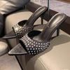 Мода Модные Универсальные Шлепанцы на Высоком Каблуке Остроносые Украшенные Стразами Цельнокроеные Сандалии с Ремешком Повседневная Элегантная Женская Обувь