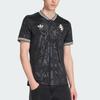 adidas Оригинальная фанатская версия «Ювентуса» Сезон 25/26 Логотип Быстросохнущая Облегающая V-образный вырез Футболка с коротким рукавом Мужские топы KC3486