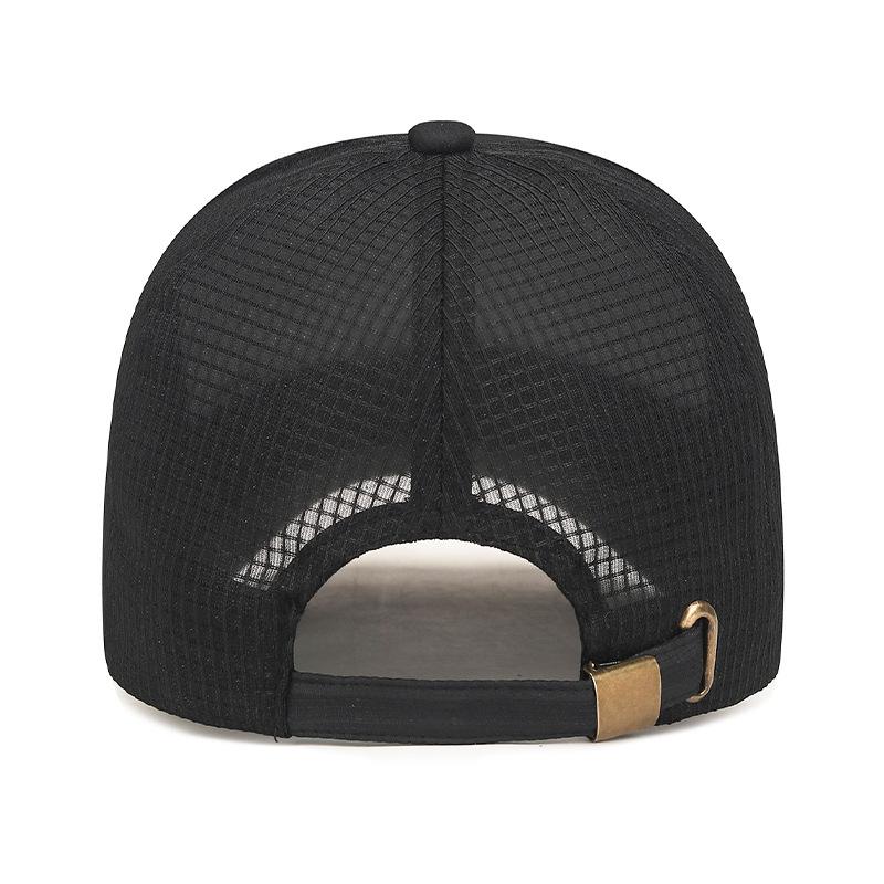 Hard Top Metal Label Mesh Hat for Men and Women Sandwich Mesh Breathable and Sunshade Baseball Hat