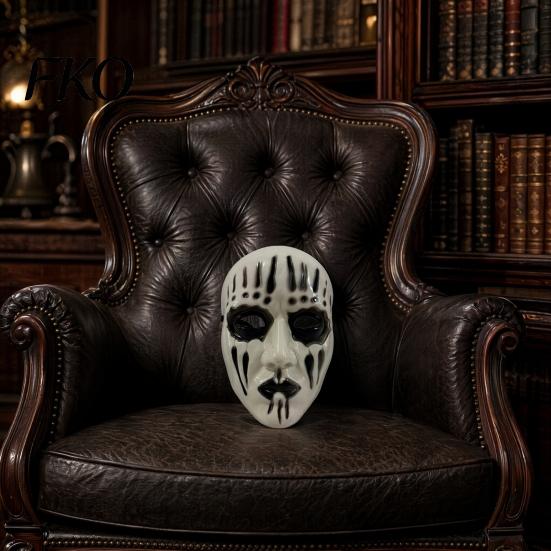 Dripping Blood Mask Halloween Scary Full Face Mask, Ghost Cosplay Unisex Prop for Party, Horror Skull with Adjustable Strap Comfortable Adult