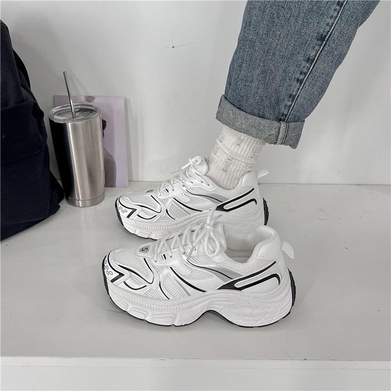 Легкие спортивные кроссовки для женщин 2024 года, весна, новые сетчатые кроссовки в стиле кампуса Forrest Gump Daddy, универсальные повседневные модные кроссовки