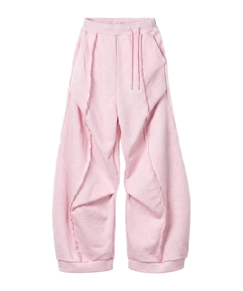 PRINOAR Refined Oblique Curved Sweatpants - Heavenly Pink