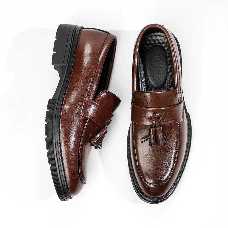 Fringed Business Leather Shoes British Style Loafers Comfortable Low-heel Casual Shoes Men Breathable Slip-On Driving Moccasins