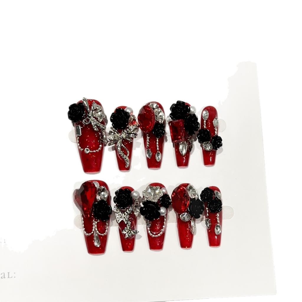 Красные Средние Ногти Гроб Накладные Ногти Квадратные Искусственные Ногти Французский Кончик Клей на Ноготь с Дизайном Многоразовые Ложные Акриловые Ногти Полное Покрытие Наклейки для Ногтей для Женщин