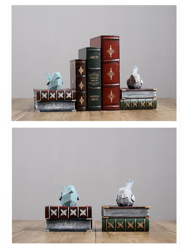 Retro American Bird Bookend - Decorative Home, Living Room & Desk Ornament