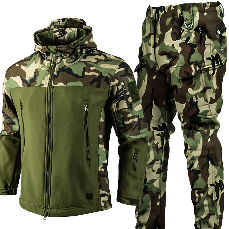 Winter Outdoor Men's Training Suit Tactical Camouflage Assault Plush Waterproof Adventure Skiing Jacket Travel Clothing Workwear