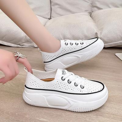 Модные повседневные женские туфли на платформе 2024 года, удобные и дышащие женские кроссовки, классические универсальные вулканизированные туфли
