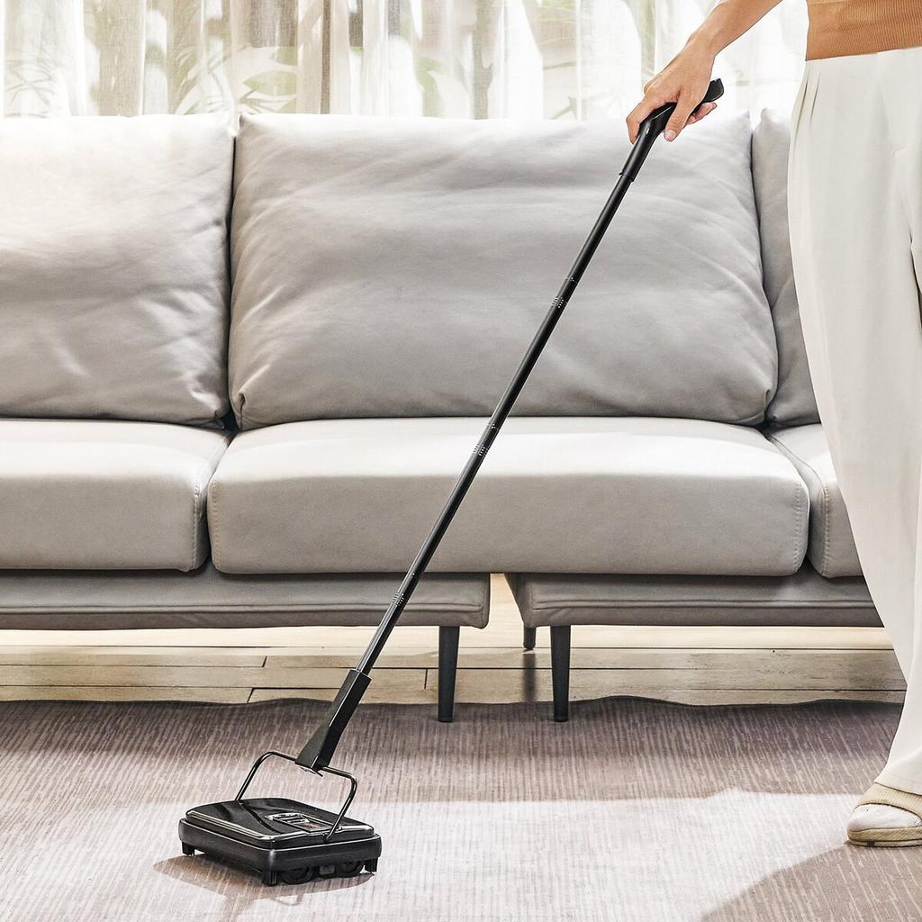 Carpet Sweeper, 7.87 in Sweeping Paths, Floor Sweeper Manual Non Electric, 300 ml Dustbin Capacity with Comb for Home Office Rugs Hardwood Surfaces
