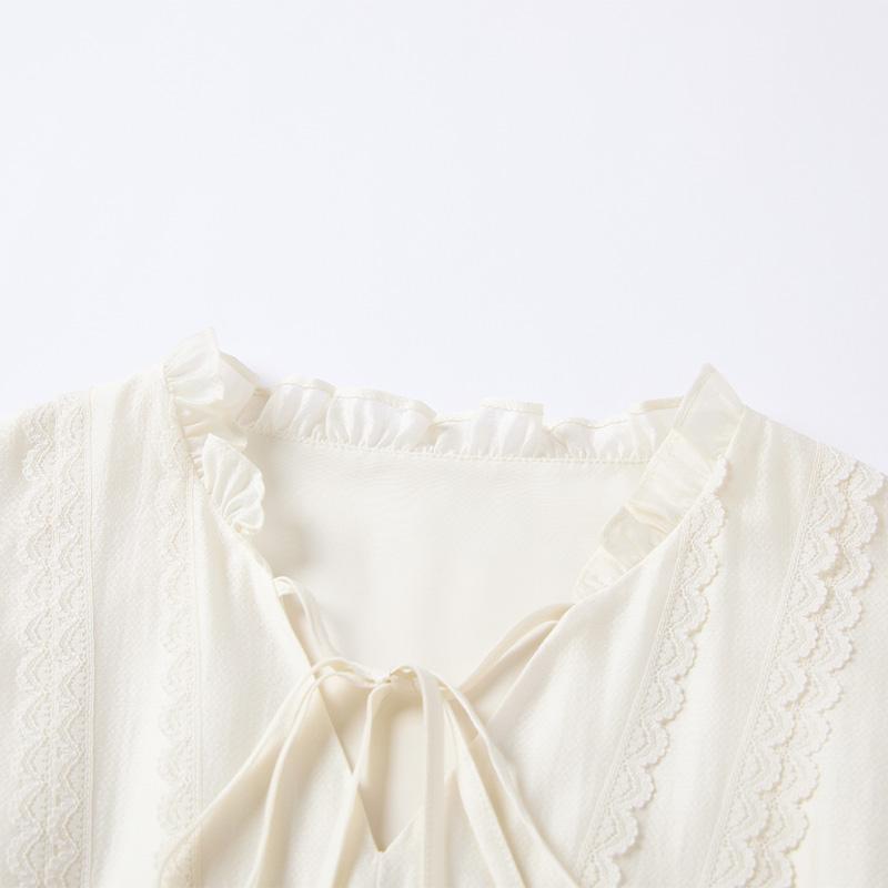 French fungus edge waist cinched V-neck dress