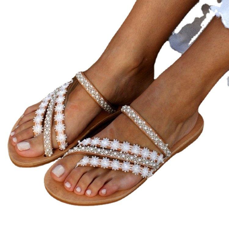 Удобная женская обувь, плоские сандалии 2026, сандалии со стразами и жемчугом, женские дизайнерские модные популярные шлепанцы