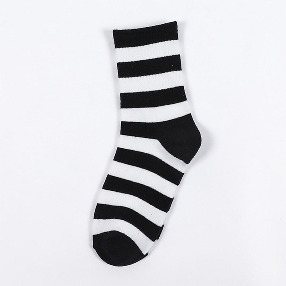 Winter Fashion Black White Cartoon Funny Autumn Cow Socks Women Socks Cotton Hosiery Cow Print