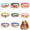 Высококачественный 8 цветов на выбор из искусственной кожи, регулируемый ошейник для собак, товары для животных, цветы, заклепки, модное ожерелье для щенков, ручная работа