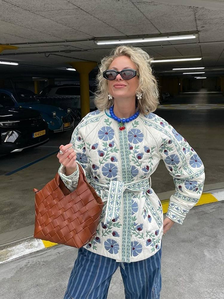 Эстетичная мода на шнуровке, хлопковая уличная куртка, зимняя, новая, с цветочным принтом, кардиган, стеганое пальто, элегантная женская верхняя одежда в стиле Харадзюку Хепберн