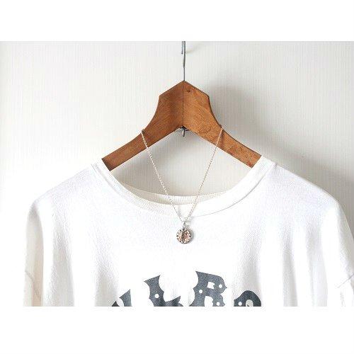 Подвеска-монета игральная карта Алиса Кролик с хорошей вибрацией