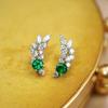 Женские серьги-гвоздики Huitan Temperament, изысканные зеленые кубические циркониевые украшения в форме листа для прокалывания ушей, элегантные украшения для вечеринок