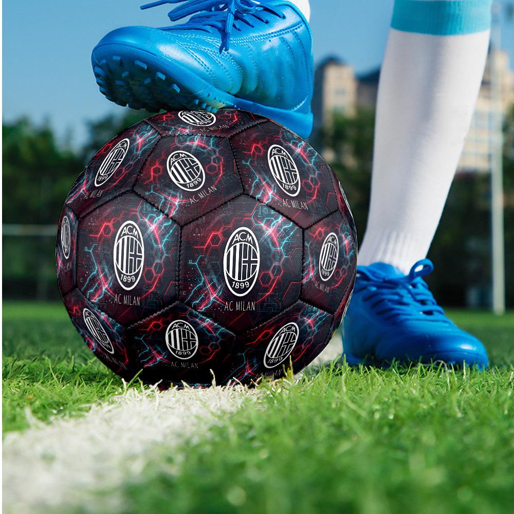Футбольный мяч в тематике AC Milan, размер 5. Мягкий на ощупь, профессиональный тренировочный мяч для занятий спортом на открытом воздухе.