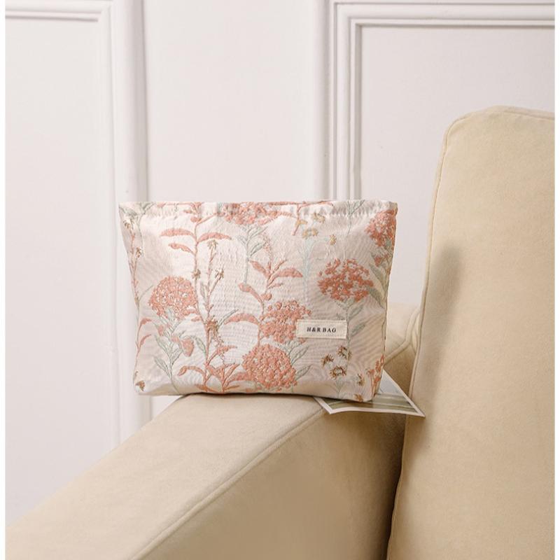 Розовый букет, женская косметичка, портативная губная помада, воздушная подушка, косметика и другие сумки для хранения, высококачественная дорожная косметичка