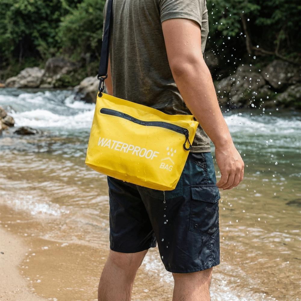 Zipper Closure Waterproof storage bag Splash Water Resistant Waterproof Dry Bag  Kayaking