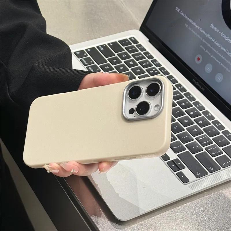 Роскошный чехол из матовой кожи для iPhone 17 16 15 14 Plus 16E 13 12 11 Pro Max X XS Max XR 7 8 SE2 Защитный противоударный чехол
