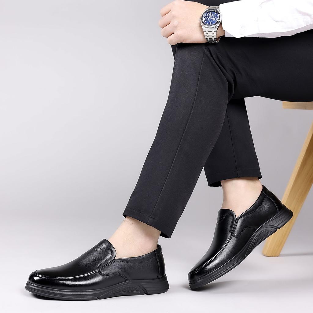 Lightweight leather shoes men's autumn men's round head casual leather shoes