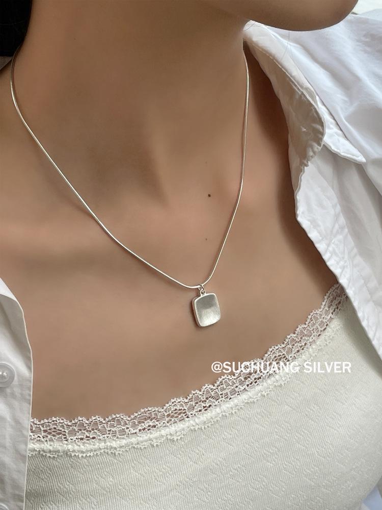 Серебряная цепочка S925 "Костяная змея" квадратная матовая - Корейский стиль, Многослойная, Простая цепочка на ключицы для девушек