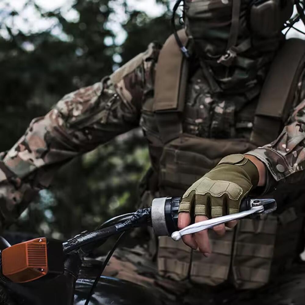 Outdoor Tactical Gloves, Men's And Women's Half Finger Motorcycle Exercise Fitness Cycling Hunting Fitness Gloves