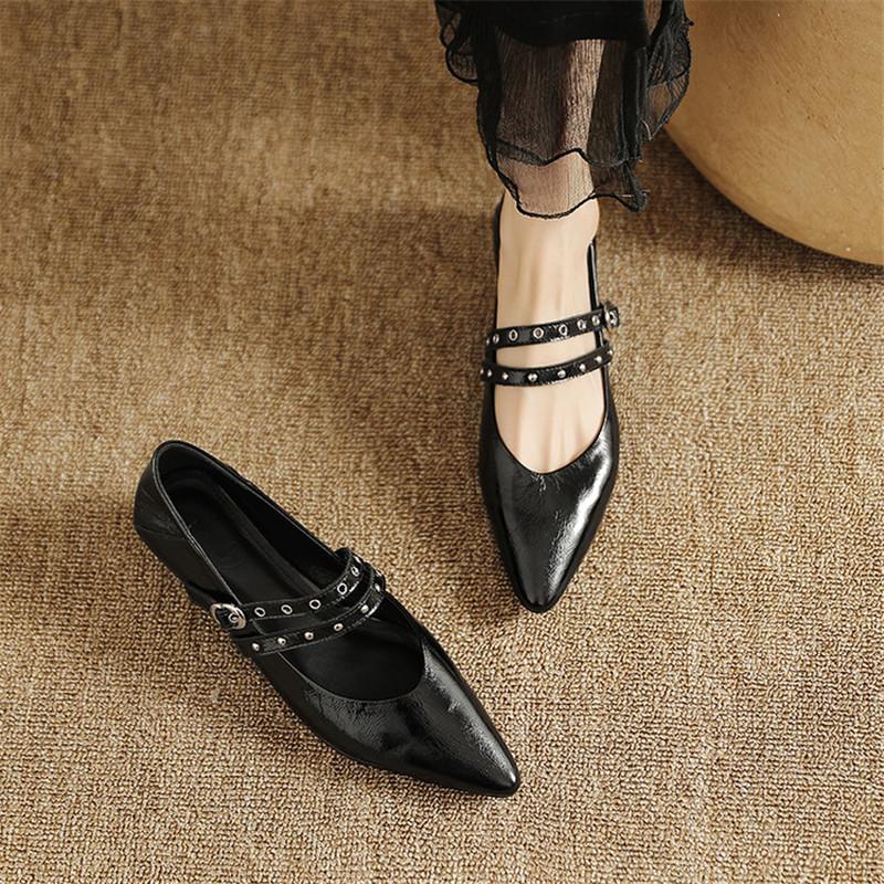 Fashion New Spring/summer Mary Jane Shoes Genuine Leather Shoes for Women Fashion Rivet Low Heels Pointed Toe Women Pumps Chunky Heels