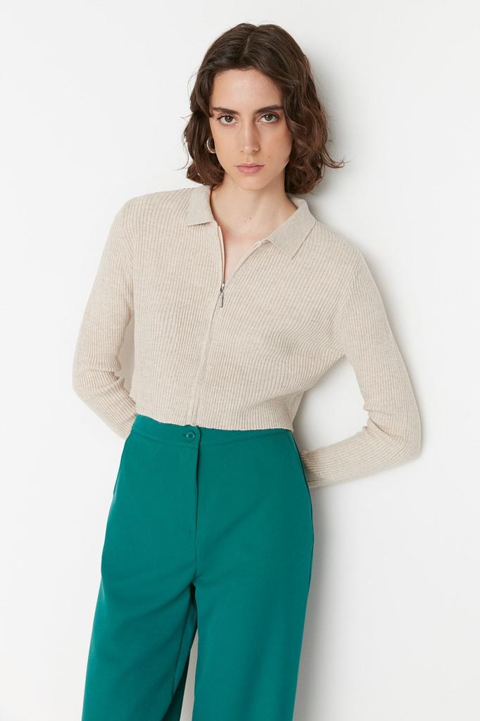 Женский элегантный кардиган Изумрудно-зеленый укороченный трикотаж на молнии кардиган