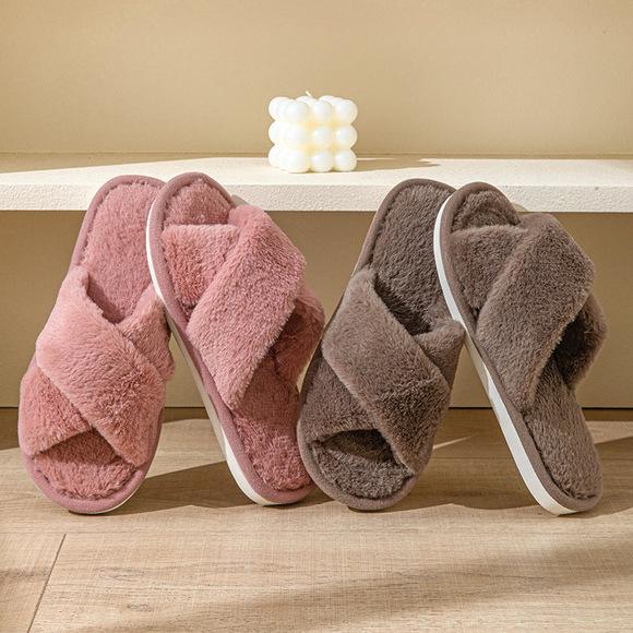 Women's Warm Non-Slip Cartoon Peach Heart Slippers for Autumn & Winter