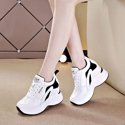 Женские кроссовки на весну 2025 года с увеличением роста - Дышащие, Универсальные, На толстой подошве, Белые повседневные туфли для путешествий