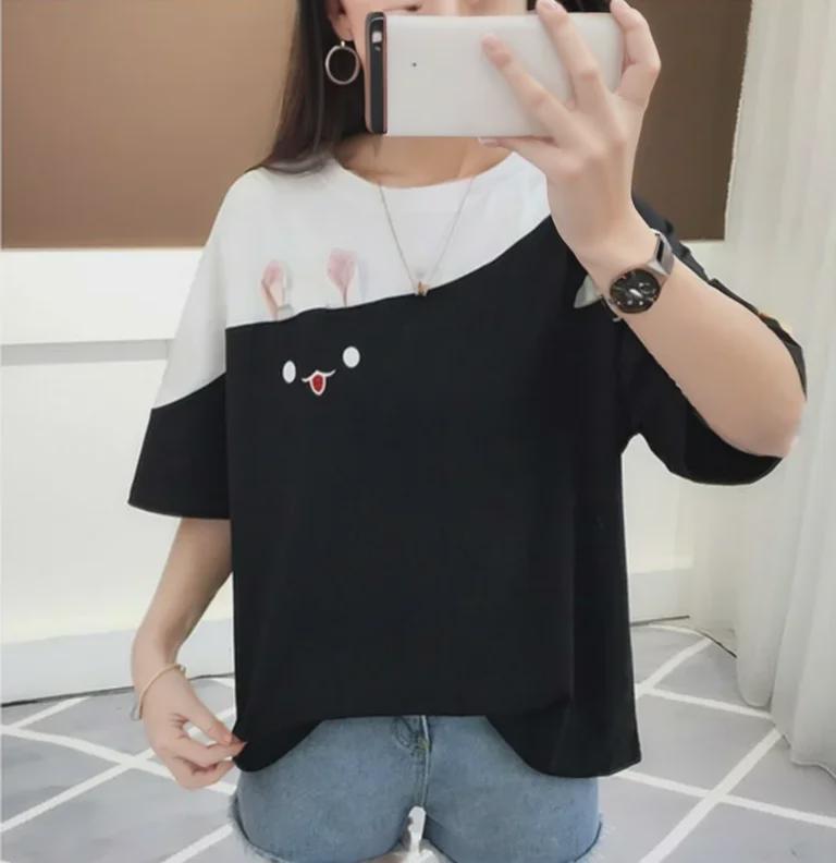 2025 Летняя женская свободная футболка с коротким рукавом и вышитым кроликом в корейском стиле с цветными блоками