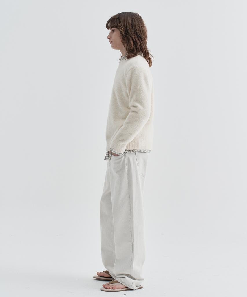 EZIO Fluffy Angora Round Knit_Ivory