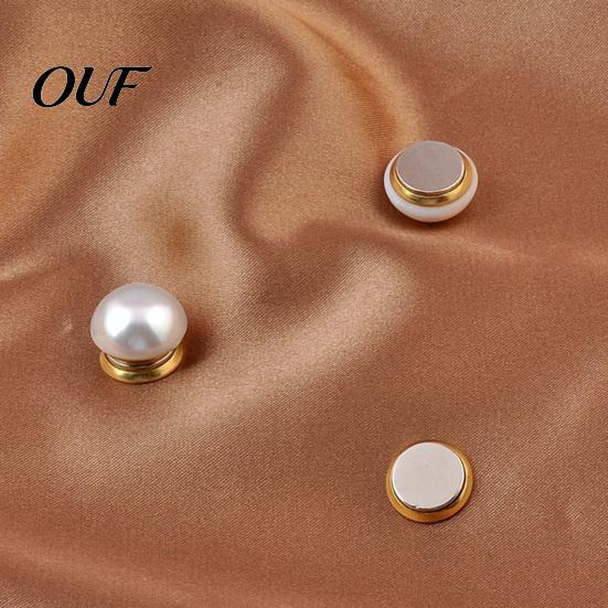 Multi Purpose Clothing Magnet 2Pcs Faux Pearl Magnetic Clothes Button, Fake Cat Eye Stone Brooch Shirt Collar Safety Button for Shirts Scarf