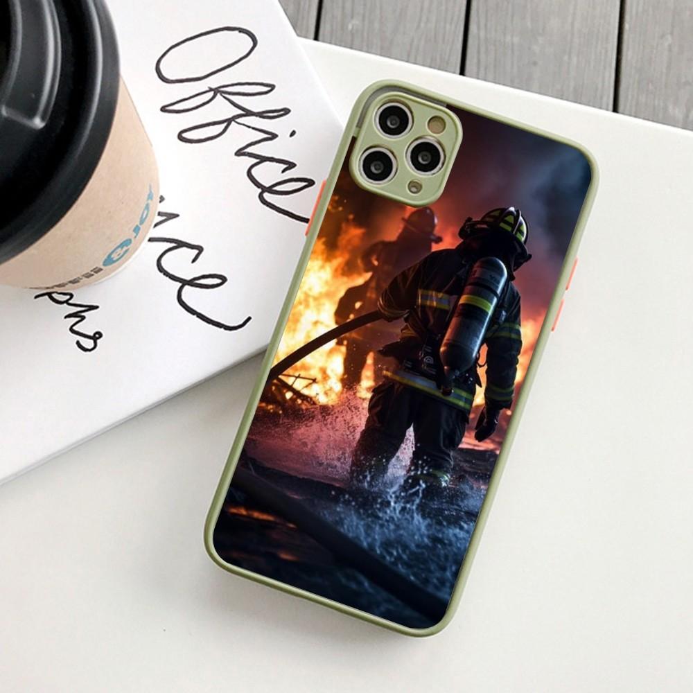Firefighter Heroes Fireman Luxury Phone Case For IPhone 14 11 12 13 Mini Pro Max 8 7 Plus X XR XS MAX Translucent Matte Cover