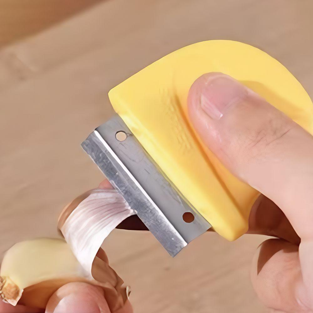 Curved Hand Protection Garlic Peeler Manual Potato Peeler Creative Mini Ginger Peeler  Carrots