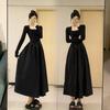 Women's 2025 Autumn/Winter Black Waist-Cinching Slimming Long-Sleeved Dress - French Hepburn Style