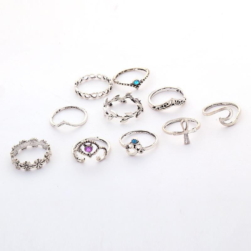 Retro V-Shaped Leaves and Flowers Ring Set - 10 Pieces, European & American Style