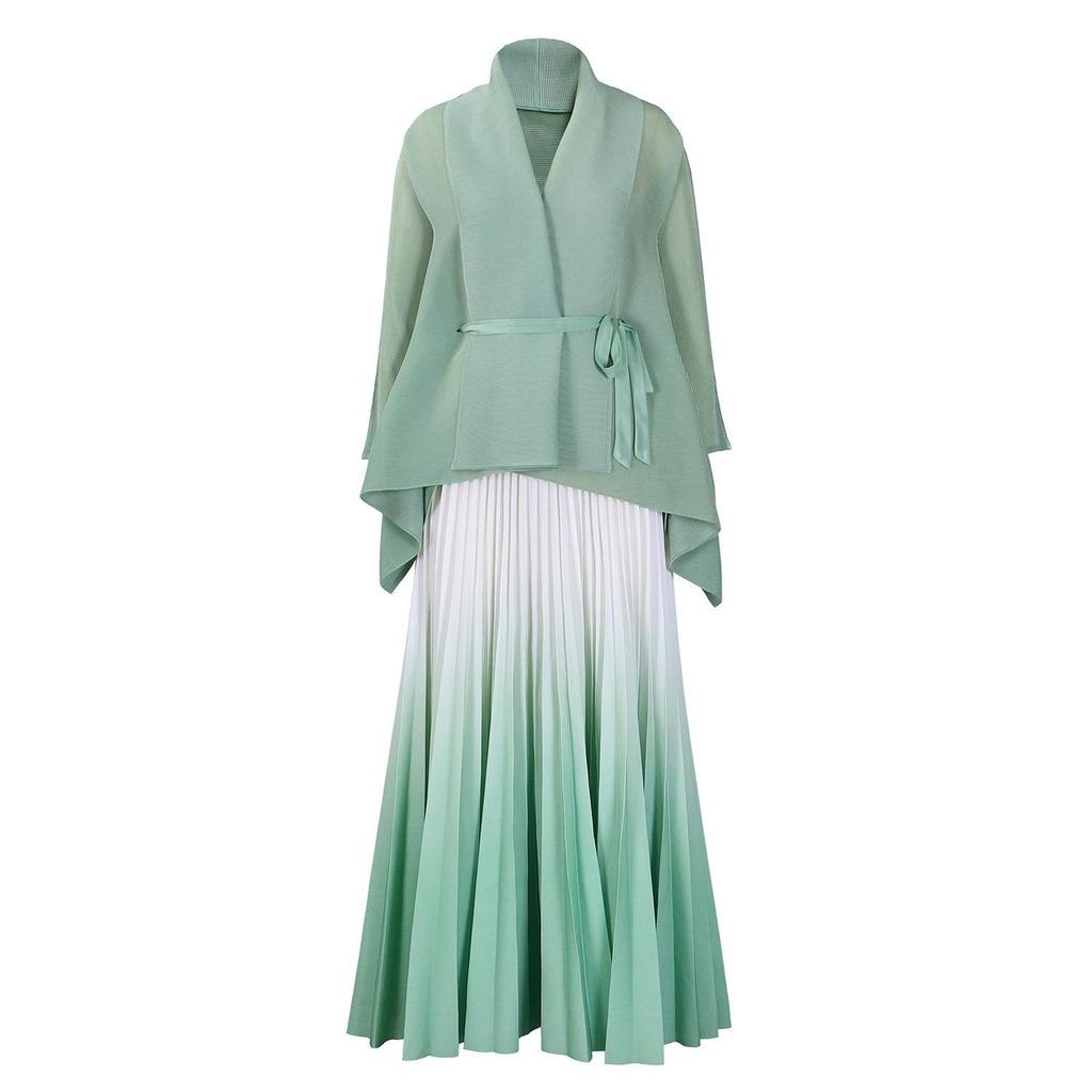 European & American Fashion Pleated Top and Gradient Swing Skirt Two-Piece Set